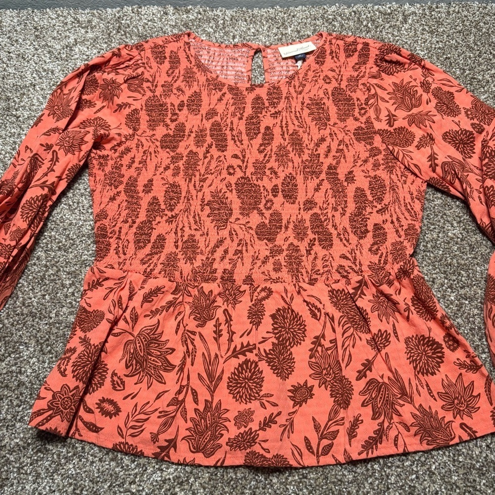 Universal Thread Coral Patterned Blouse - Picture 4 of 12